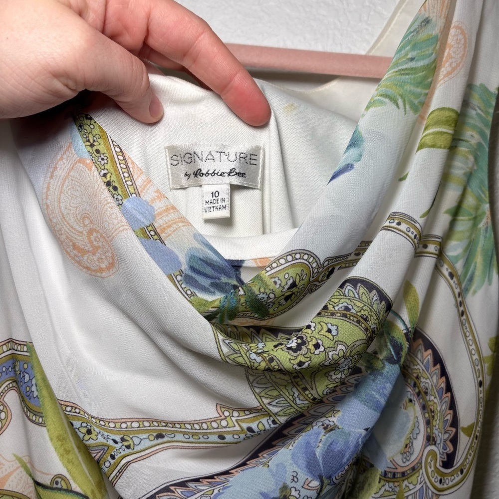 Robbie Bee Paisley Maxi Dress - Blue & Green Print - Picture 3 of 4